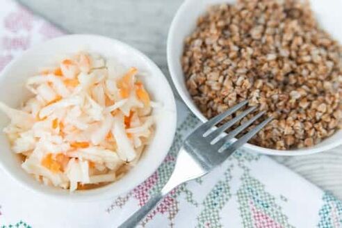Porridge et salade de sarrasin