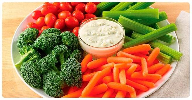 Le jour des légumes du régime à six pétales, des légumes crus et bouillis sont consommés. 