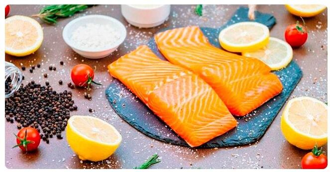 Le repas du jour à base de poisson du Régime 6 Pétales peut inclure du saumon cuit à la vapeur. 
